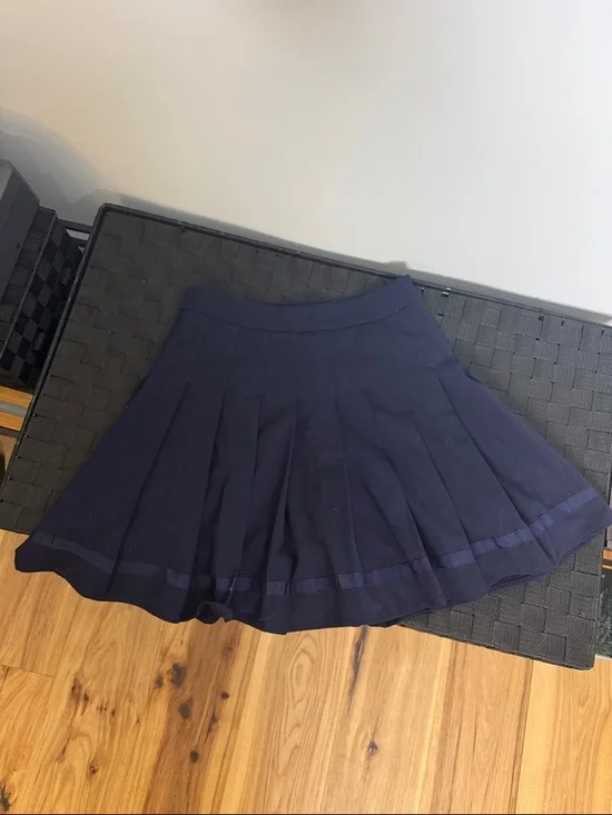 E.LAND Navy Pleated Skort – Preppy Mini Skirt with Shorts - Picture 8 of 9